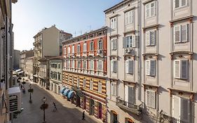 Upper Premium Apartments